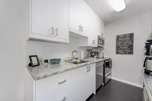 4101 NW Cathedral Ave NW, Washington, DC 20016 - Photo 7
