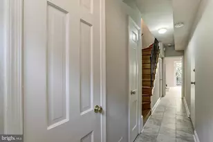 2531 Queen Annes Ln NW, Washington, DC 20037 - Photo 3
