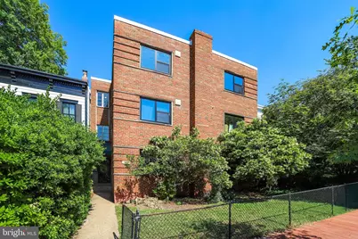 525 7th Street NE, Washington, DC 20002 - Photo 1