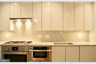 1311 13th Street NW #103, Washington, DC 20005 - Photo 3
