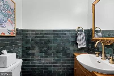331 11th Street SE, Washington, DC 20003 - Photo 19