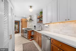 331 11th St SE, Washington, DC 20003 - Photo 9