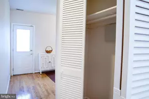 726 6th St NE, Washington, DC 20002 - Photo 7
