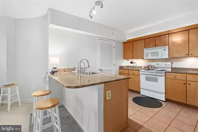 616 E Street NW #304, Washington, DC 20004 - Photo 19
