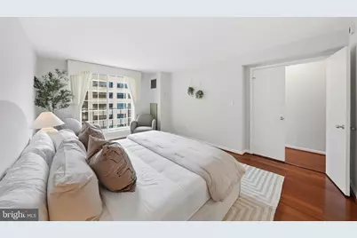 1230 23rd Street NW #613, Washington, DC 20037 - Photo 19