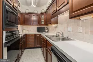 4514 Connecticut Ave NW, Washington, DC 20008 - Photo 17