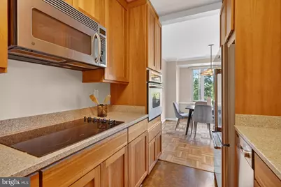 4301 Massachusetts Avenue NW #4013, Washington, DC 20016 - Photo 11
