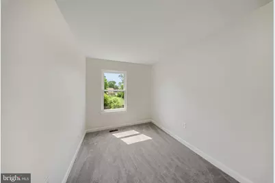 907 Barnaby Street SE, Washington, DC 20032 - Photo 15