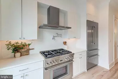 76 Seaton Place NW, Washington, DC 20001 - Photo 9
