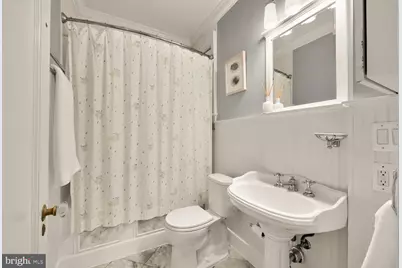 1870 Wyoming Avenue NW #104, Washington, DC 20009 - Photo 27