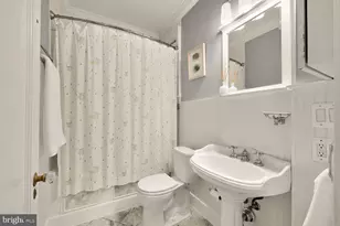1870 Wyoming Ave NW, Washington, DC 20009 - Photo 27