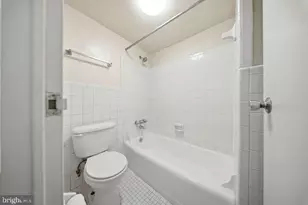 2800 Wisconsin Ave NW, Washington, DC 20007 - Photo 27