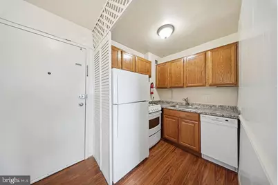 2800 Wisconsin Avenue NW #709, Washington, DC 20007 - Photo 9