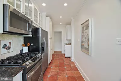 1852 Columbia Road NW #401, Washington, DC 20009 - Photo 13