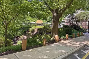 4101 Parkglen Ct NW, Washington, DC 20007 - Photo 3