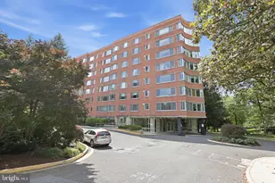 4200 Cathedral Ave NW, Washington, DC 20016 - Photo 31