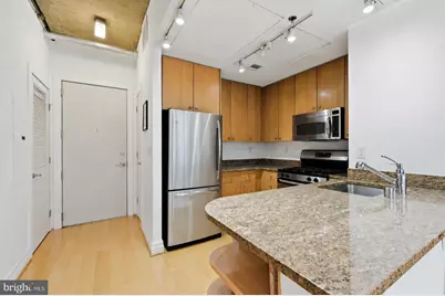 301 Massachusetts Avenue NW #906, Washington, DC 20001 - Photo 3
