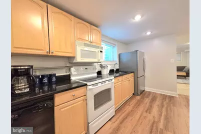 1101 P Street NW #B, Washington, DC 20005 - Photo 13