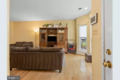 3714 Roosevelt Place NE, Washington, DC 20019 - Photo 3