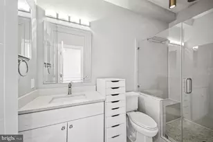 2012 D St NE, Washington, DC 20002 - Photo 17