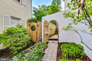 4831 Calvert St NW, Washington, DC 20007 - Photo 43
