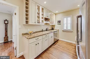 4831 Calvert St NW, Washington, DC 20007 - Photo 13