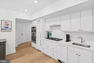 2869 28th NW, Washington, DC 20008 - Photo 9