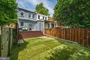 2516 East Pl NW, Washington, DC 20007 - Photo 17