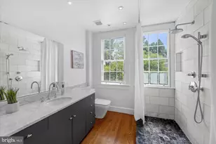 2516 East Pl NW, Washington, DC 20007 - Photo 11