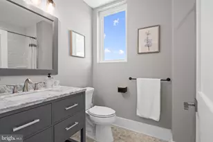1112 Montello Ave NE, Washington, DC 20002 - Photo 39