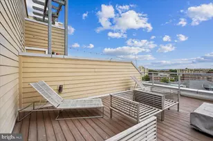 2550 17th St NW, Washington, DC 20009 - Photo 25