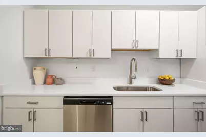 2032 Belmont Road NW #211, Washington, DC 20009 - Photo 27