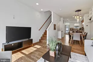 349 L St SE, Washington, DC 20003 - Photo 21
