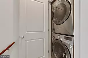 349 L St SE, Washington, DC 20003 - Photo 23