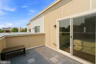 349 L St SE, Washington, DC 20003 - Photo 39