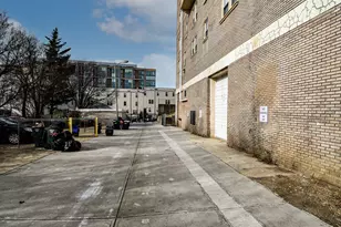 1319 Belmont St NW, Washington, DC 20009 - Photo 5