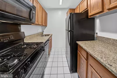 5406 Connecticut Avenue NW #507, Washington, DC 20015 - Photo 3