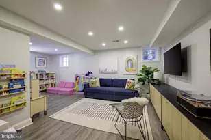 5710 Broad Branch Rd NW, Washington, DC 20015 - Photo 17