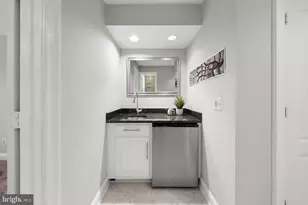 4050 Mansion Dr NW, Washington, DC 20007 - Photo 29