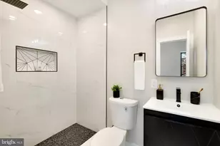 21 16th St SE, Washington, DC 20003 - Photo 17