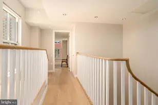 777 C St SE, Washington, DC 20003 - Photo 25