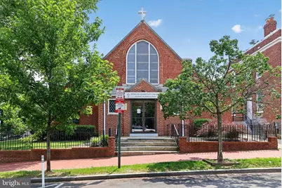 653 11th Street NE, Washington, DC 20002 - Photo 1