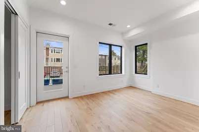 2217 40th Street NW #102, Washington, DC 20007 - Photo 9