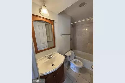 1125 12th Street NW #54, Washington, DC 20005 - Photo 3