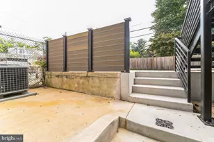 2411 North Capitol St NE, Washington, DC 20002 - Photo 29