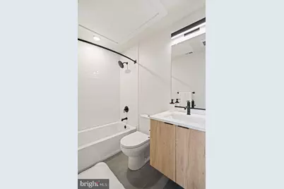 733 8th Street SE #01, Washington, DC 20003 - Photo 5