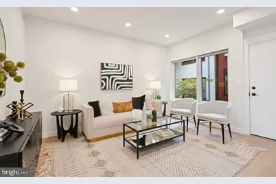 733 8th Street SE #01, Washington, DC 20003 - Photo 11