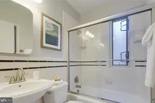 1727 Massachusetts Ave NW, Washington, DC 20036 - Photo 11