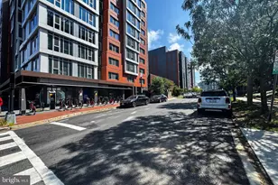 81 Q St SW, Washington, DC 20024 - Photo 35