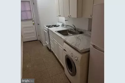 81 Q Street SW, Washington, DC 20024 - Photo 9